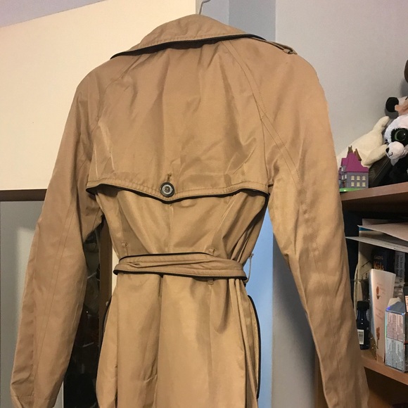 Express Trench Coat - Picture 3 of 4
